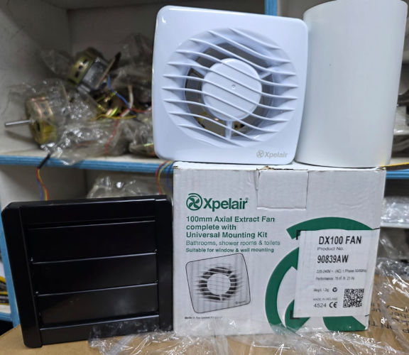 100mm Axial Extract Fan2 Axial extract fans - Image 1